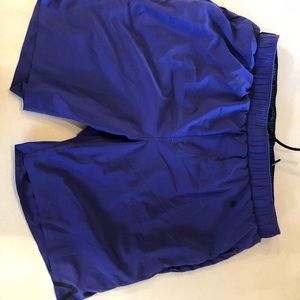 Men’s Rhone medium shorts